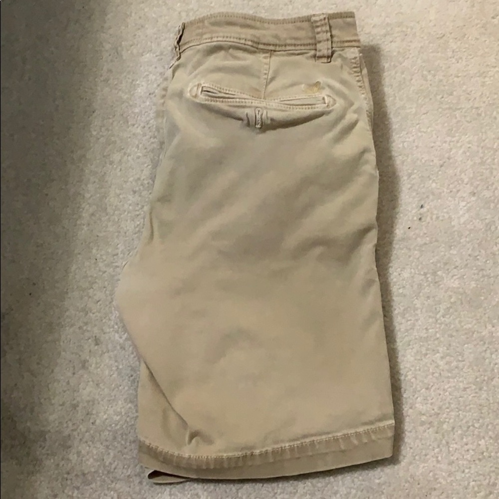 American Eagle Active flex Khaki shorts